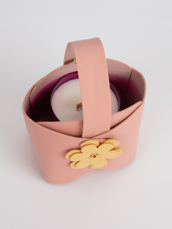 Ароматическая свеча "Annushka" в подарочной сумочке