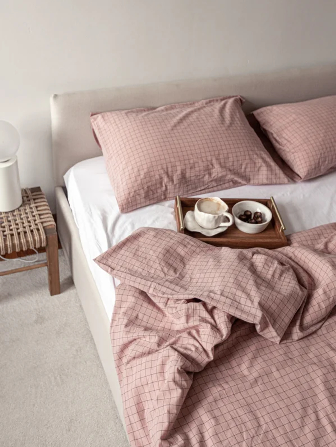 Комплект постельного белья Евро, розовый в клетку - фотография товара