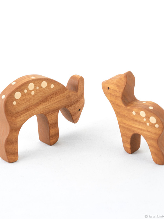 Набор деревянных игрушек "Олениха с олененком"
