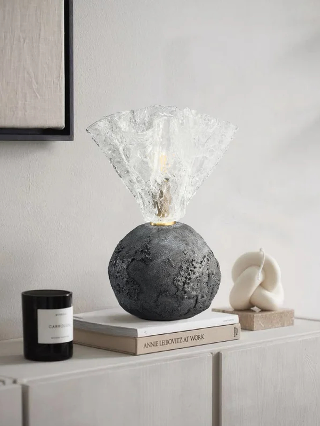 Светильник с круглым основанием из серии «Форма жизни» - фотография товара