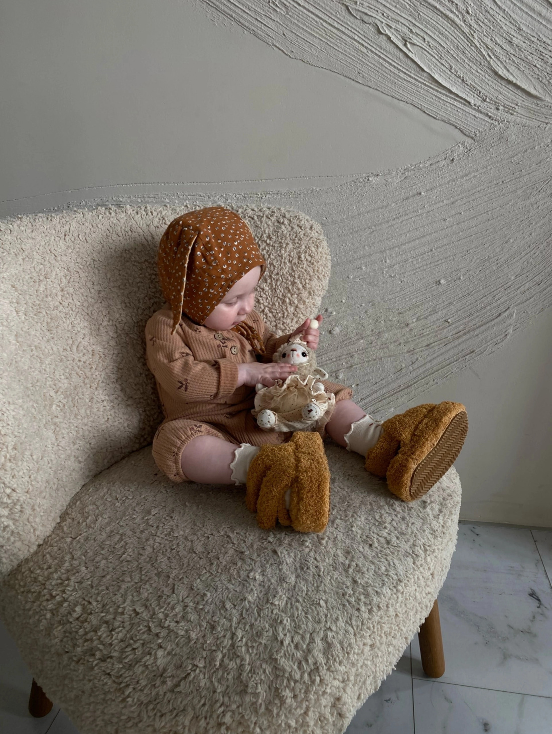 Мягкая игрушка "Овечка" - фотография товара