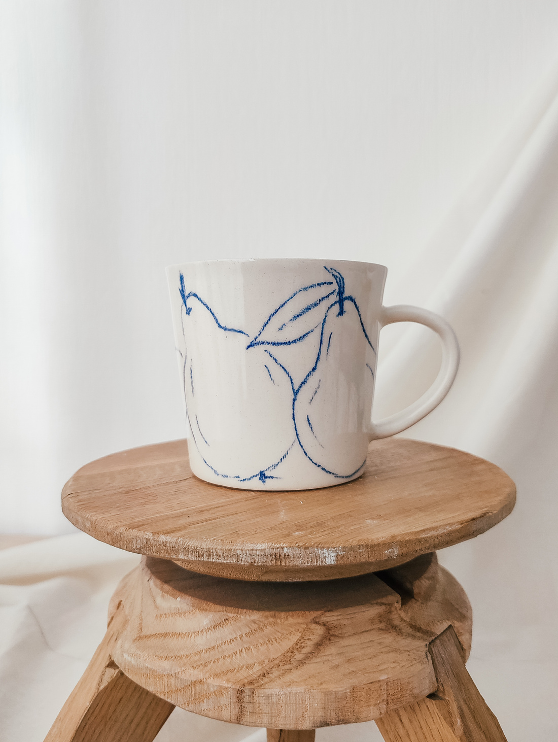 Кружка "Груша" Карандаш - фотография товара