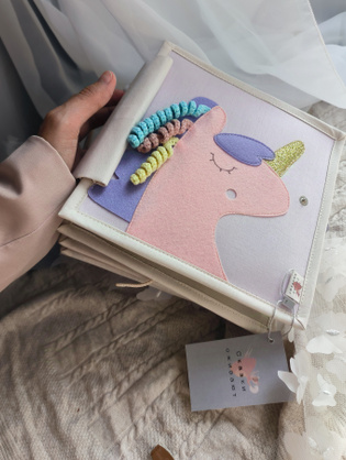 Развивающая книжка для девочки