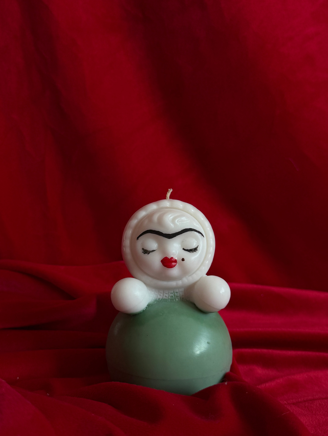 Свеча «Фрида Кало» - фотография товара