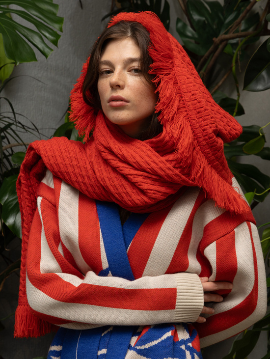 Палантин красный с бахромой 60*200