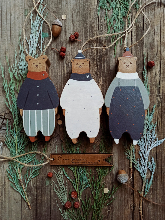 Мишки в костюмах