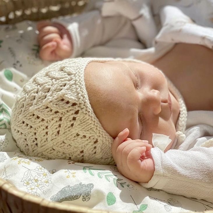 Детский чепчик для новорожденных