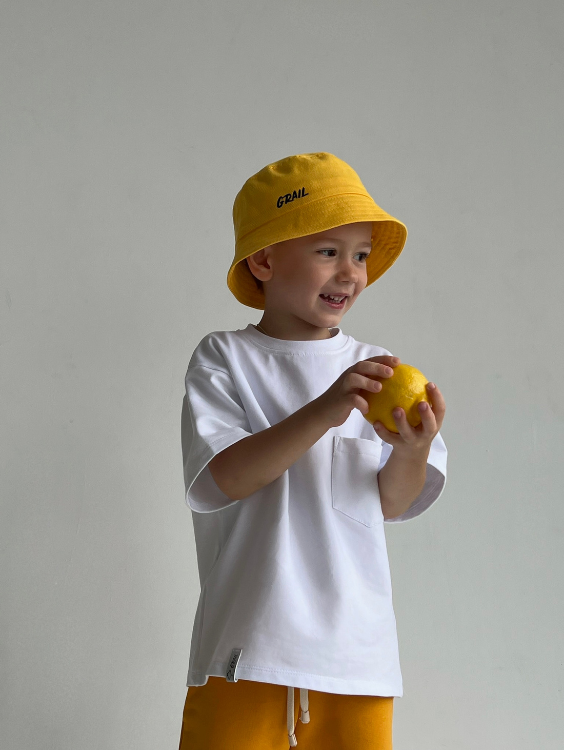 Футболка базовая oversize белая - фотография товара