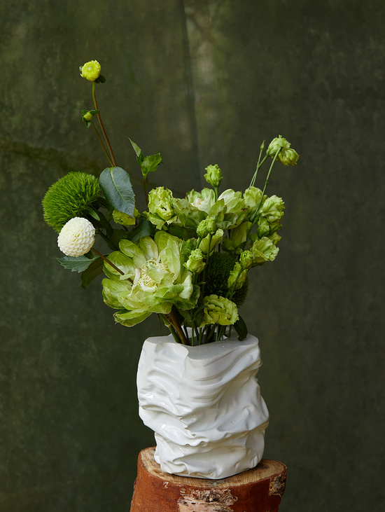 Ваза "Wavy Vase" Экрю