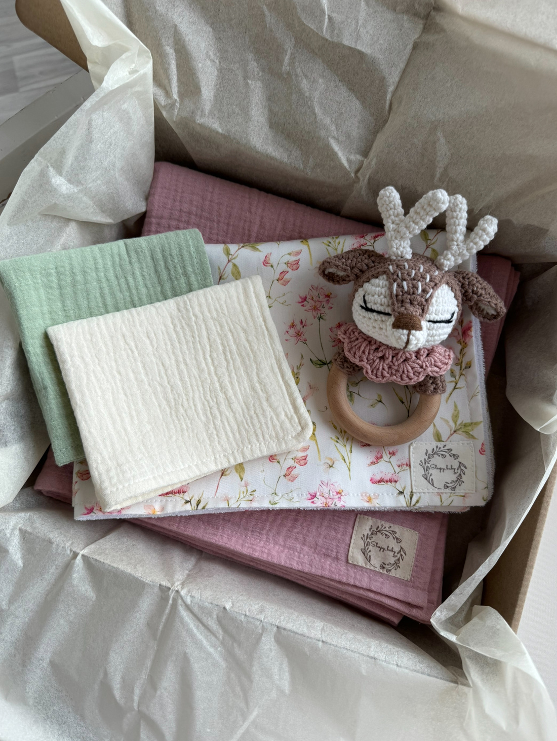 Подарочный бокс "Луговые цветы" - фотография товара