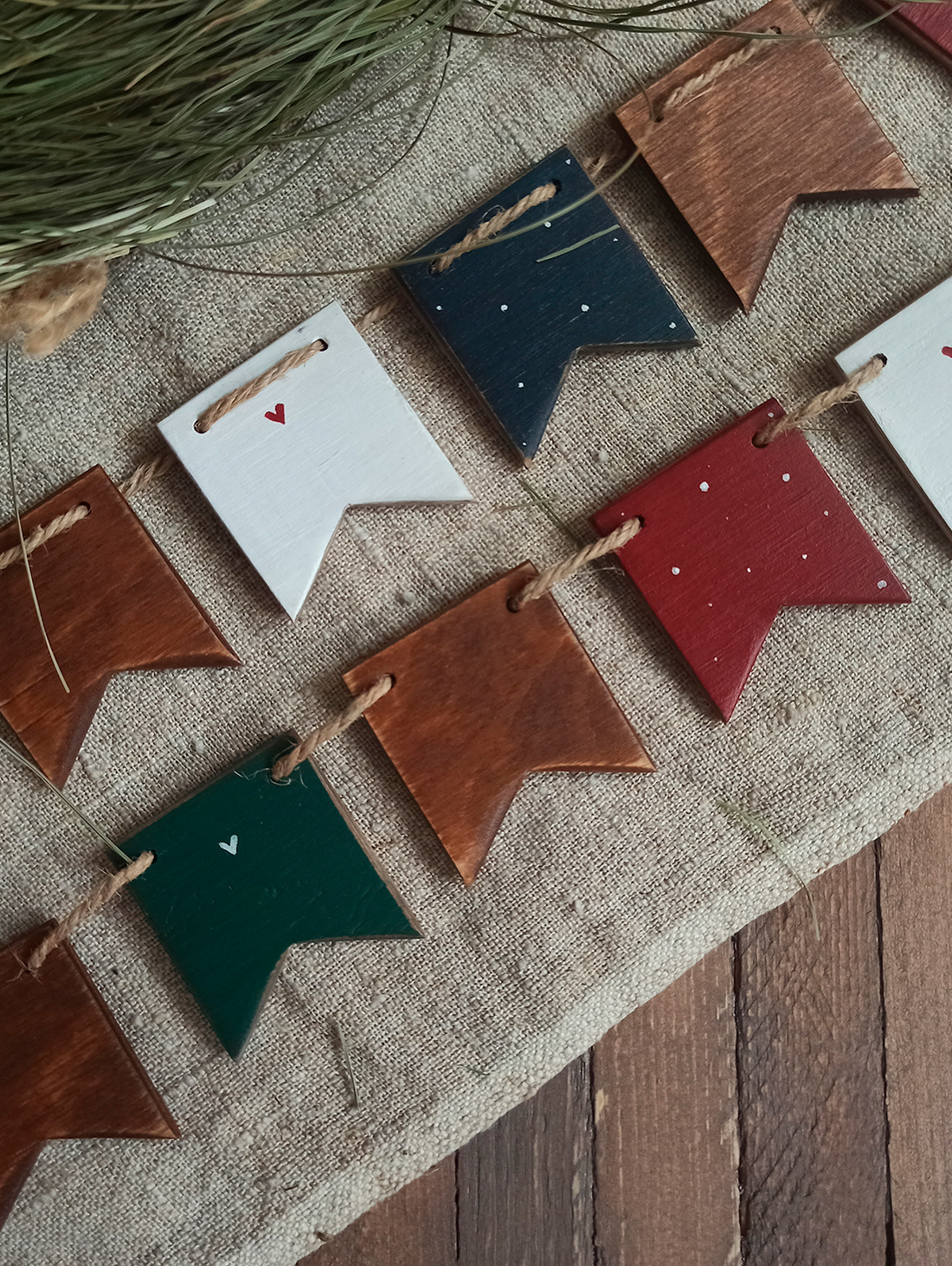 Гирлянда из флажков ( классические) - фотография товара