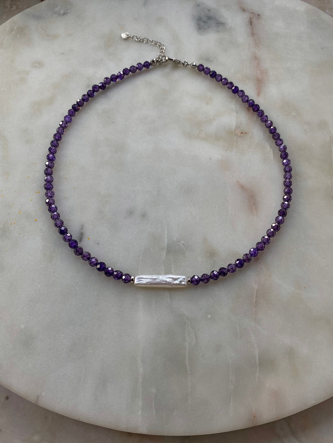 Чокер из циркона цвета «Лаванда» - фотография товара