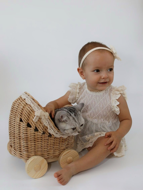 Плетеная коляска для кукол 23 см с постелькой