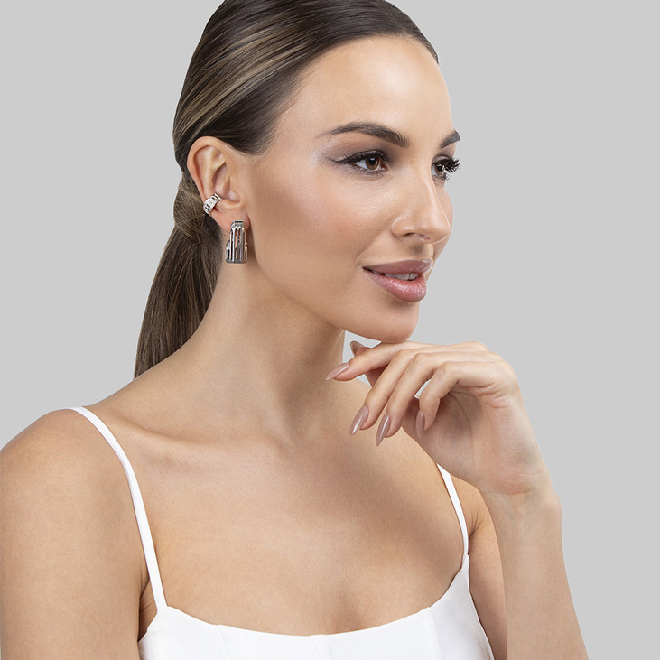 Парные серьги из серебра BADGIR