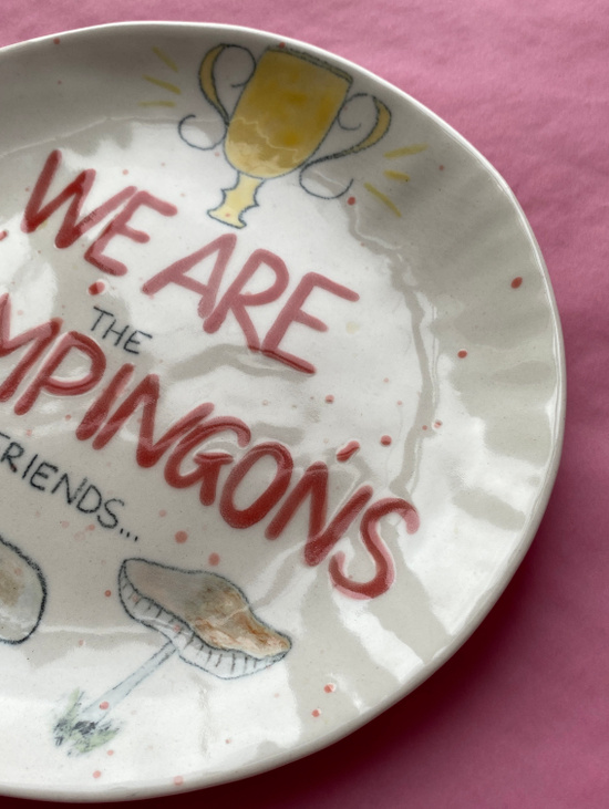 Тарелка  «We are the champions...»