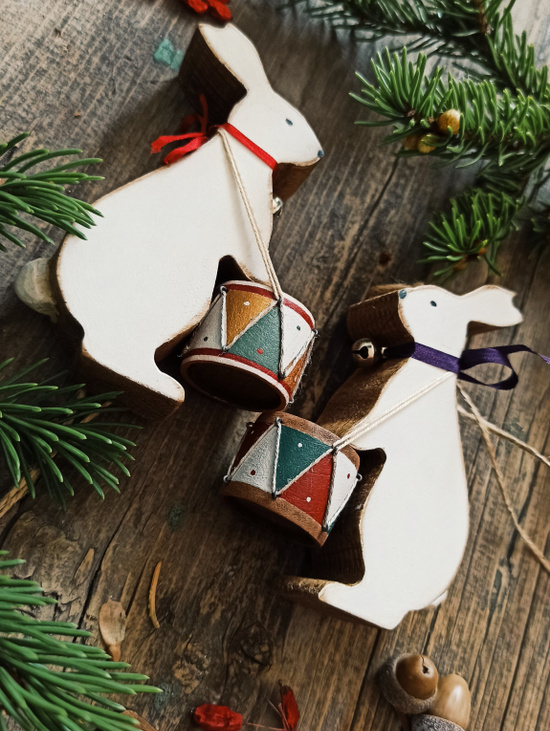 Ёлочная игрушка "Заяц с барабаном"