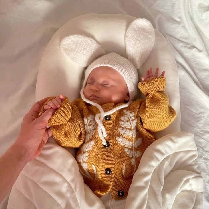 Детский кардиган с вышивкой