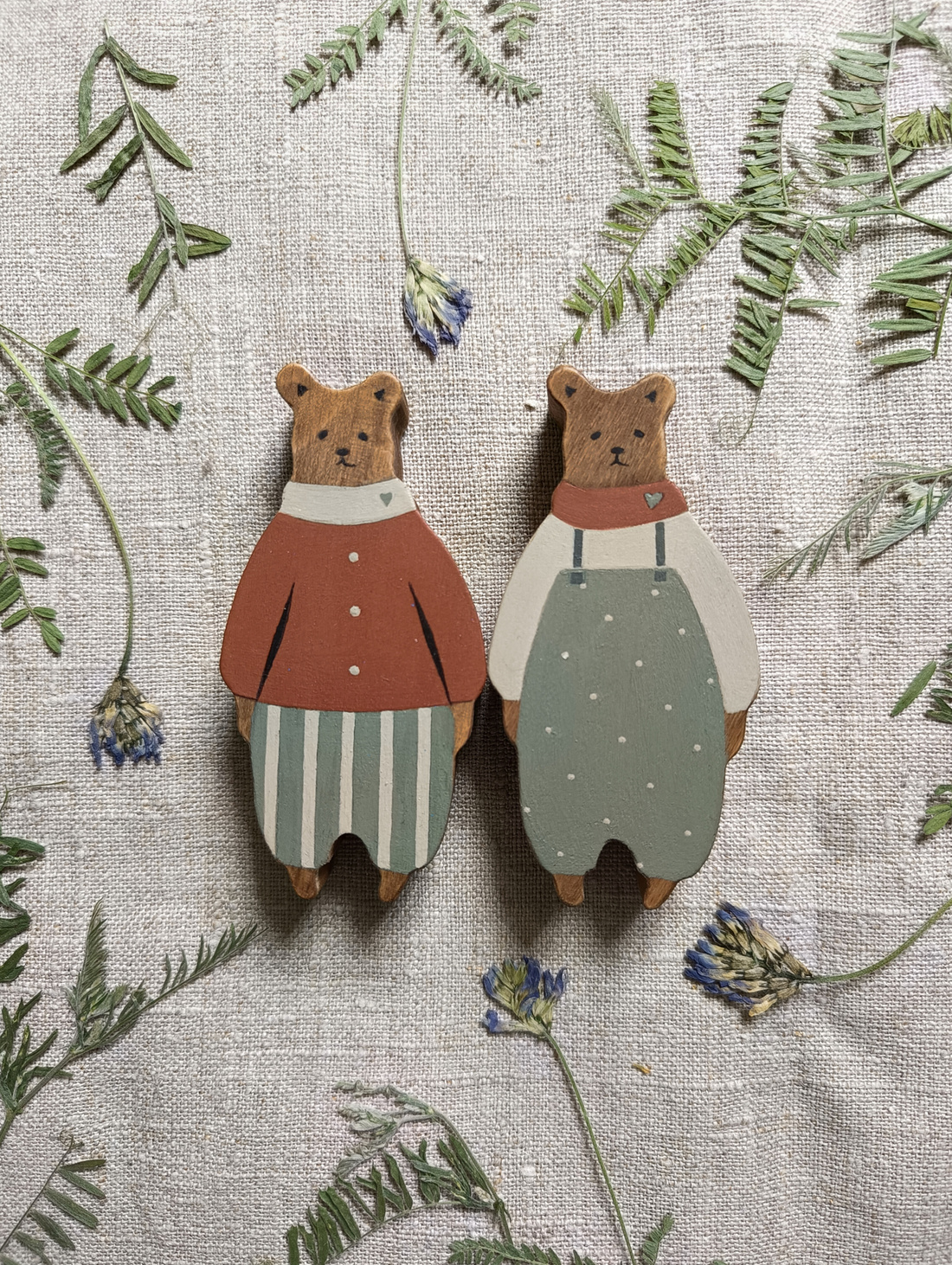 Мишки в костюмах - фотография товара