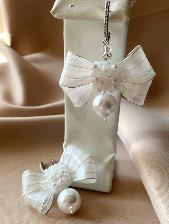 Серьги «Bow»