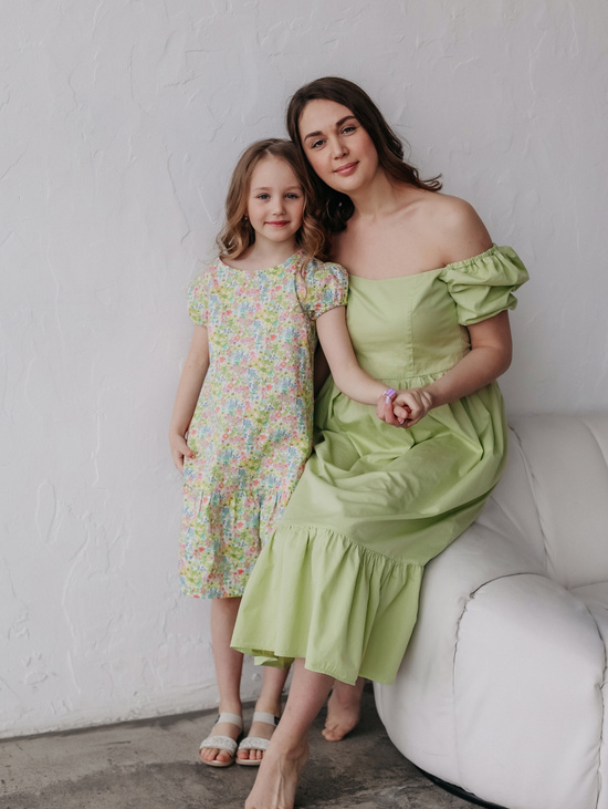 Платье для девочки "Цветочная поляна"