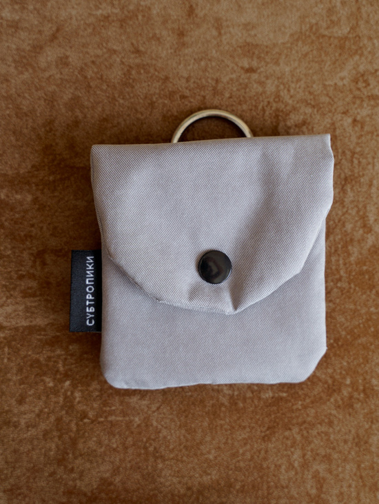 Кейс для AirPods (ключей, мелочей), дымчатый - фото товара