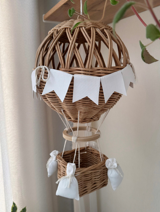 Плетёный воздушный шар