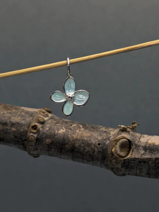 Подвеска "Голубая сирень"