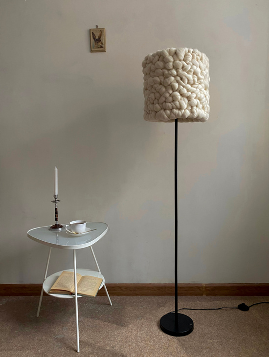 Торшер с абажуром из мериноса
