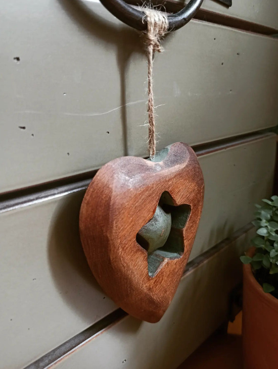 Декор подвесной "Сердечко большое со звездочкой".