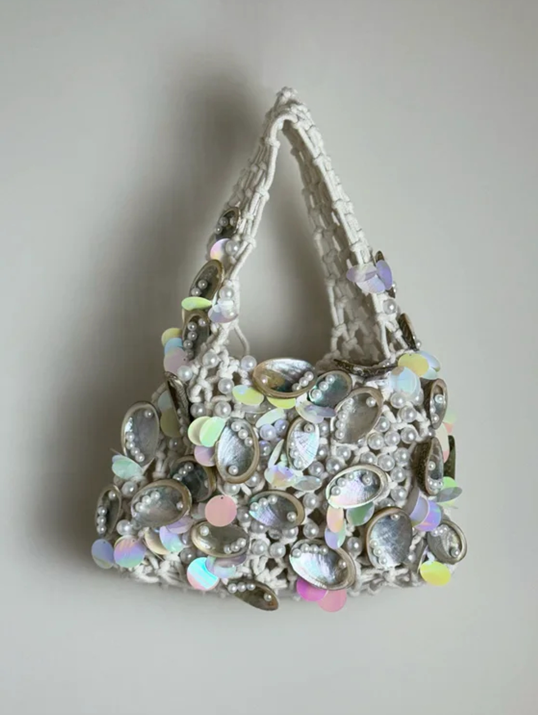 Сумка с натуральной ракушкой ручной работы - фотография товара