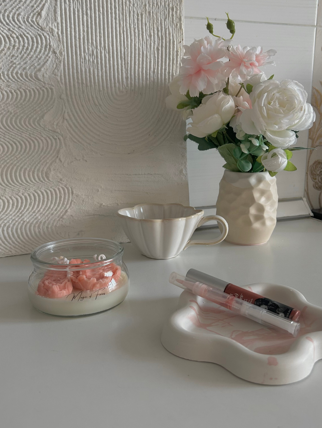 Ароматическая свеча и подставка "Розовые брызги" - фотография товара