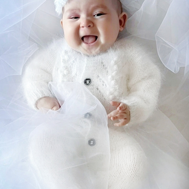 Детский вязаный комбинезон для новорожденных