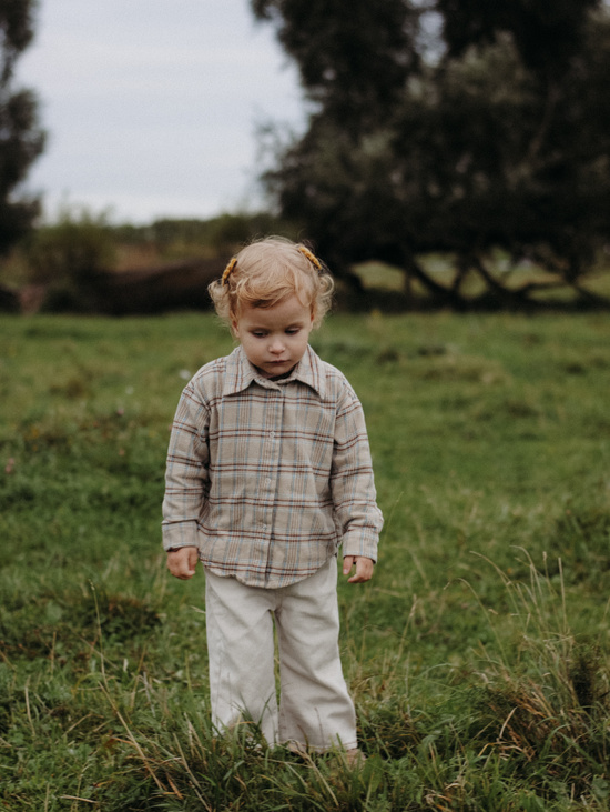Рубашка в клетку бежевая  для девочки