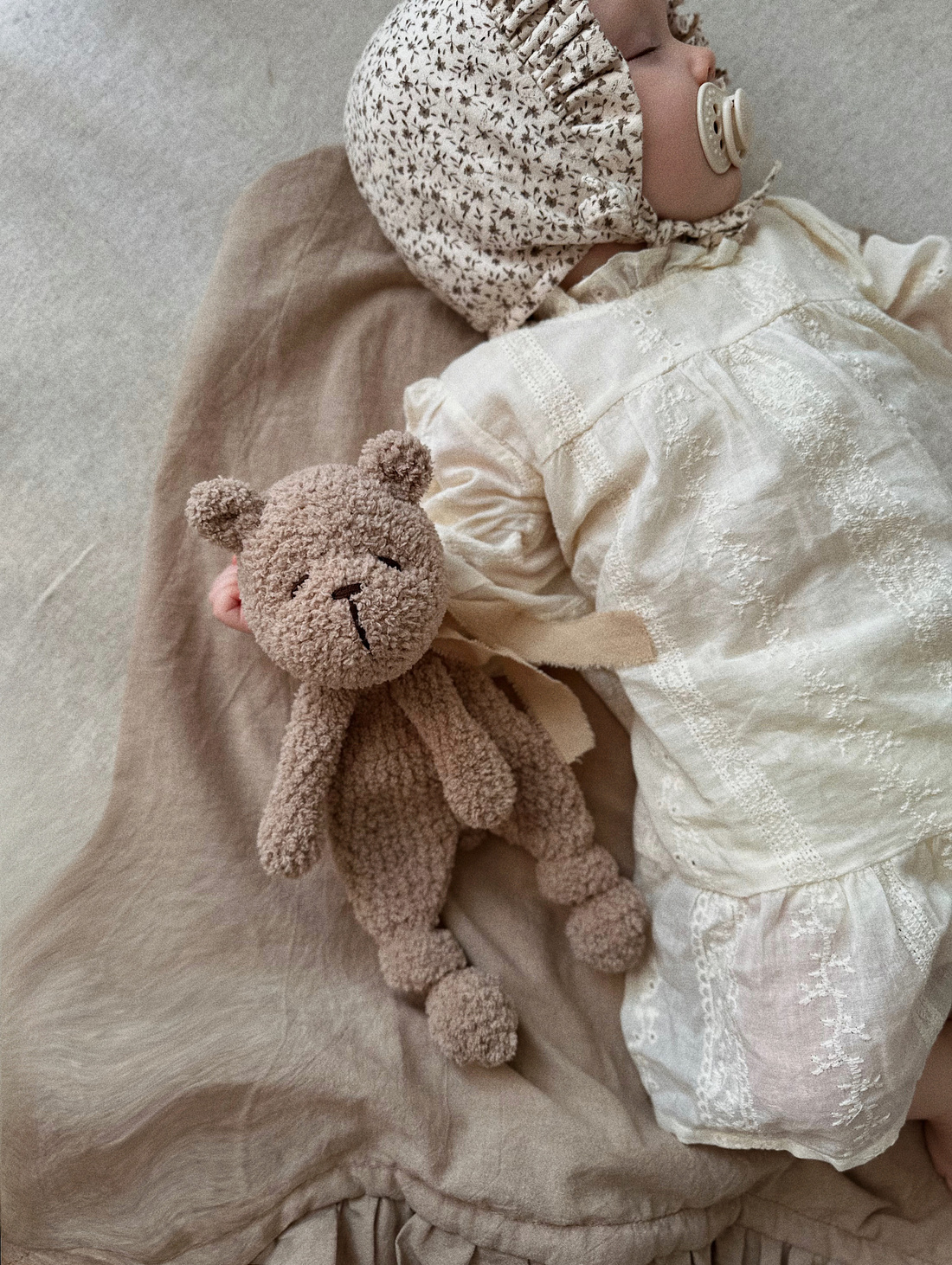 Мягкая игрушка "Мишка" mini friends - фотография товара