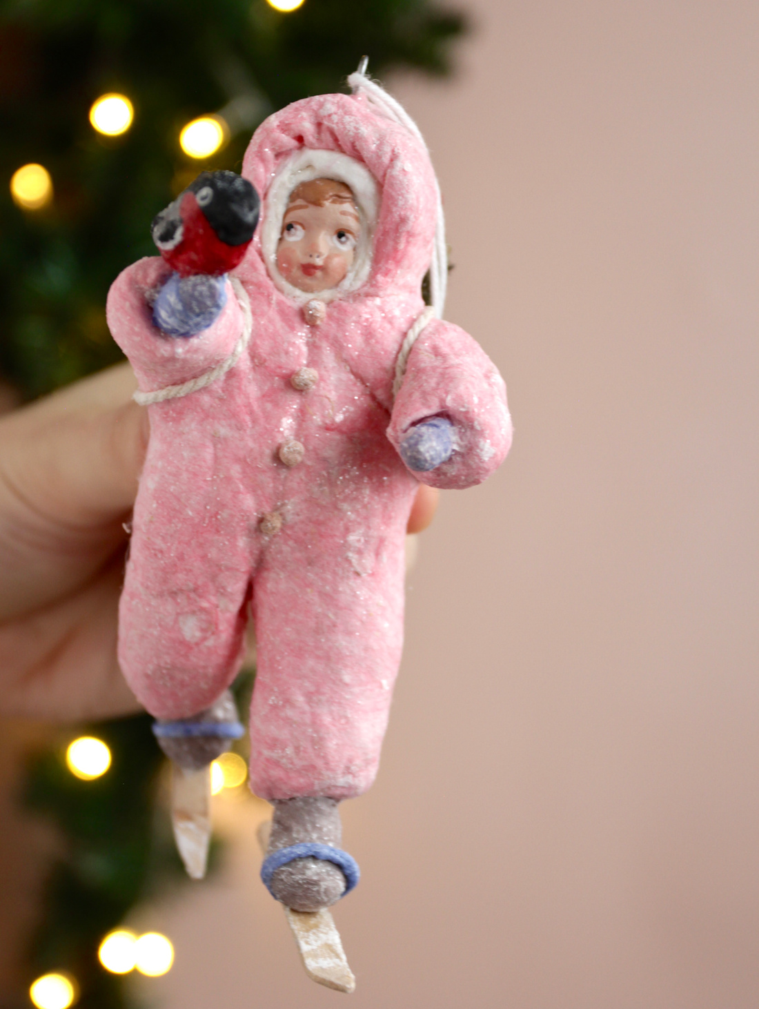 Ватная ёлочная игрушка "Лыжник" - фотография товара