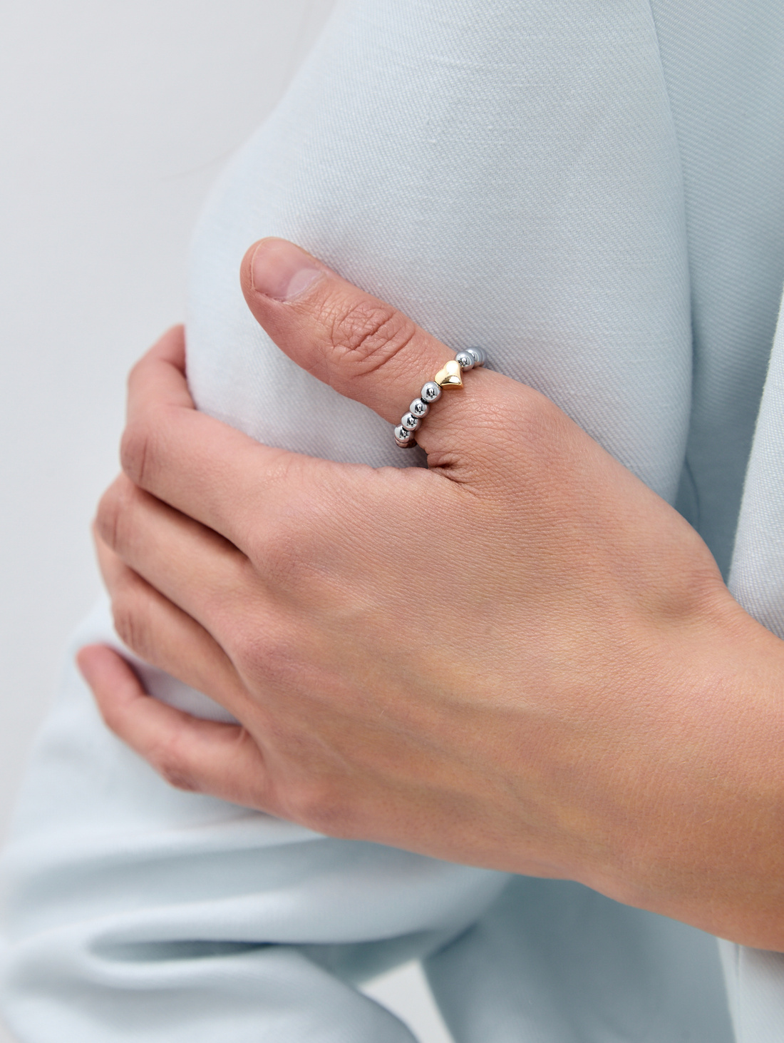 Кольцо из гематита "Маленькое сердечко" - фотография товара