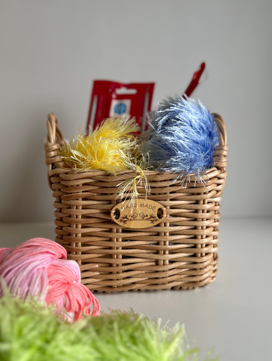 Корзинка квадратная с ручками