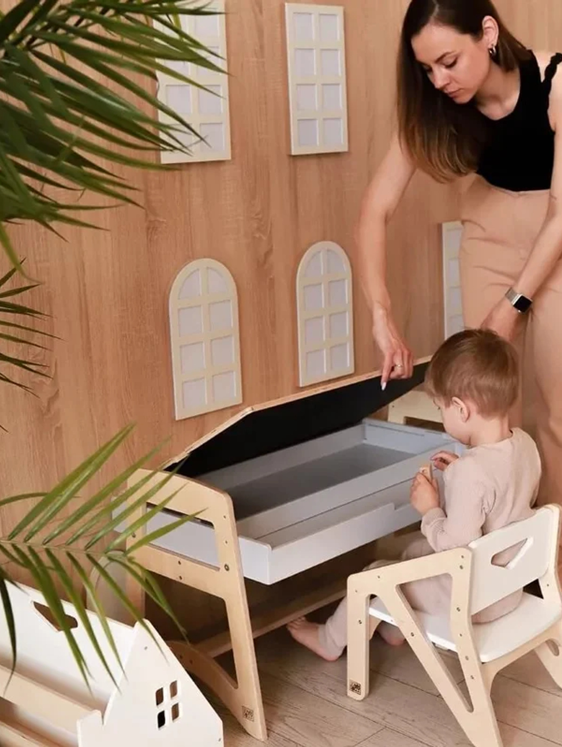 Растущий комплект Big 4 в 1: стул и увеличенный стол с магнитно-меловой доской - фотография товара