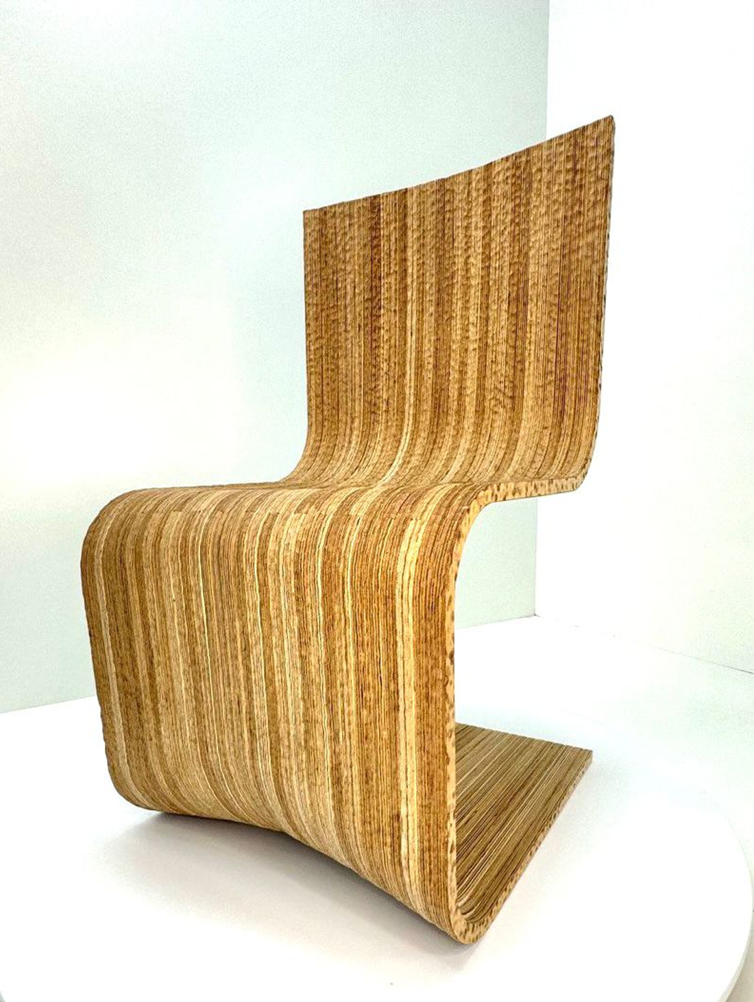 Стул параметрический "SPRINGY" - фотография товара