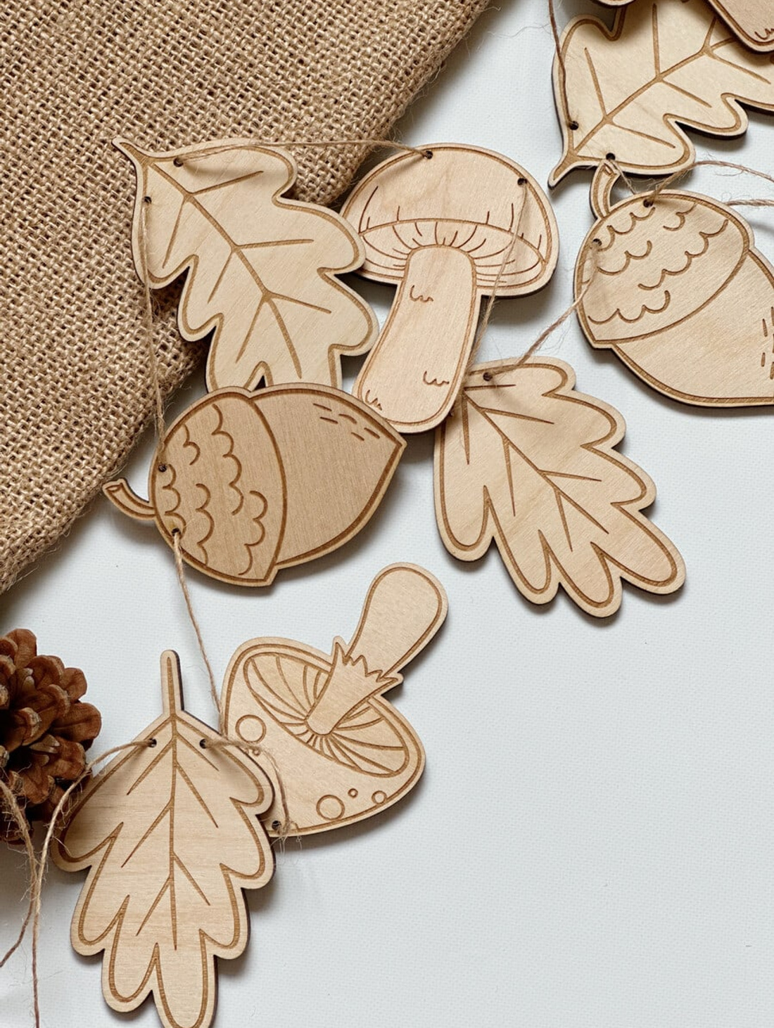 Деревянная гирлянда «Осенний лес» - фотография товара