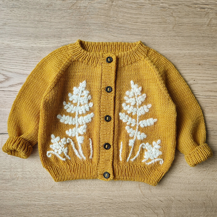 Детский кардиган с вышивкой