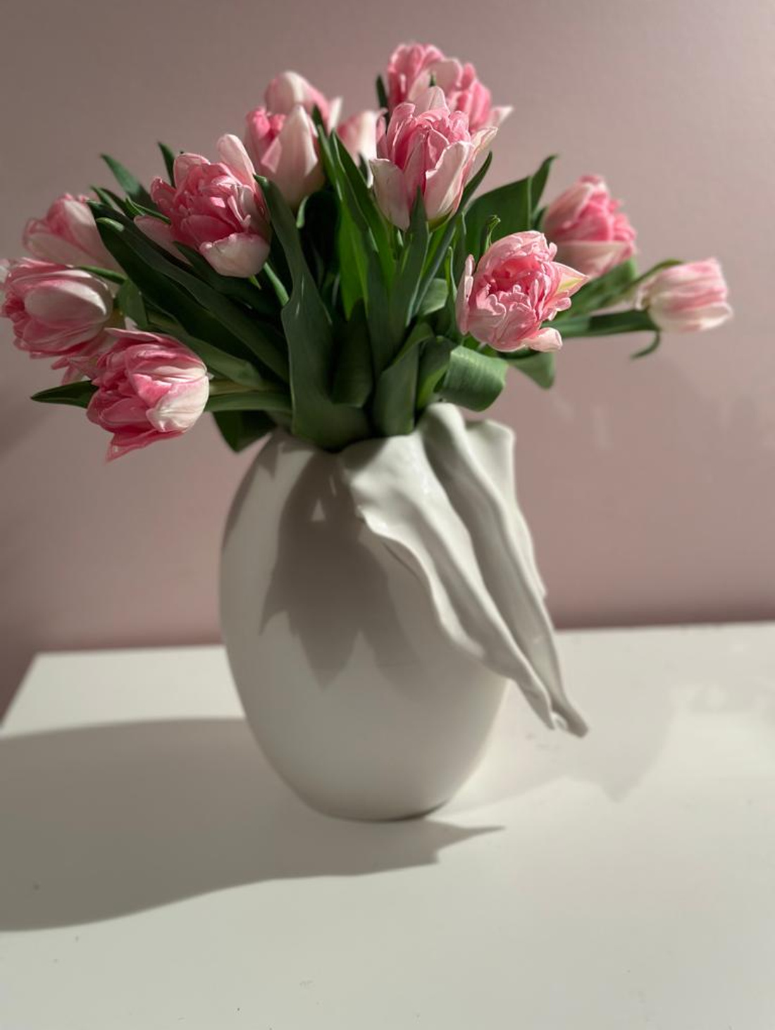 Ваза "Ткань" из фарфора - фотография товара