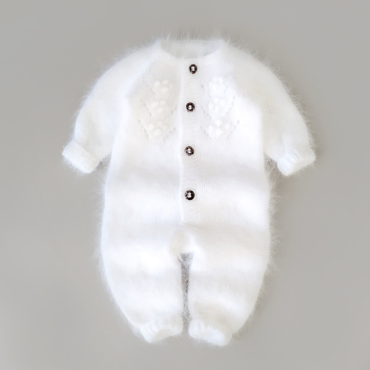 Детский вязаный комбинезон для новорожденных