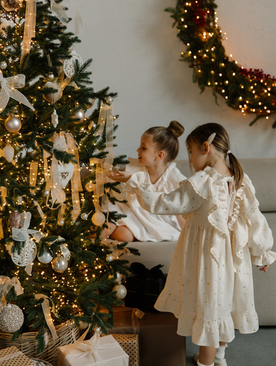 Платье для девочки праздничное