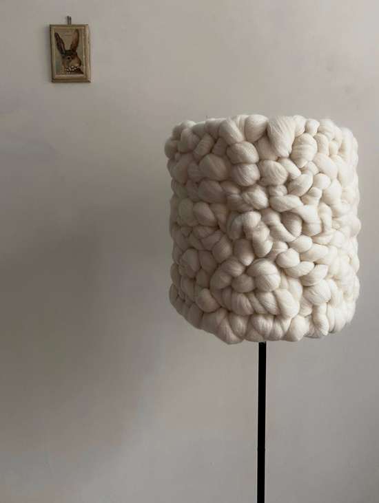 Торшер с абажуром из мериноса