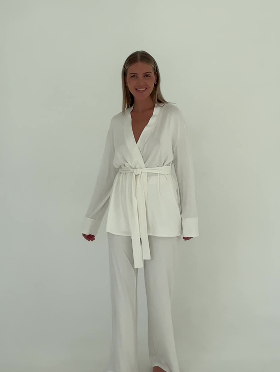 Костюм Viscose Elegance Молочный