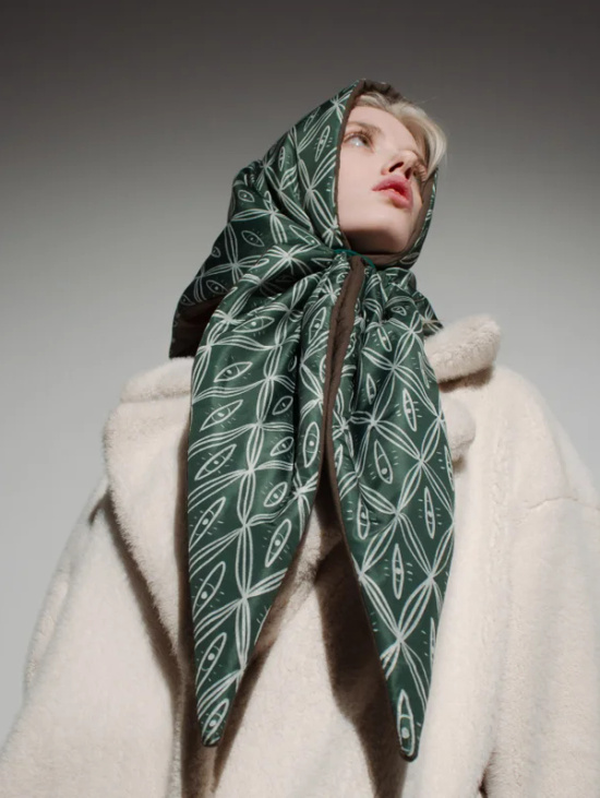 Косынка "Орнамент зеленый"