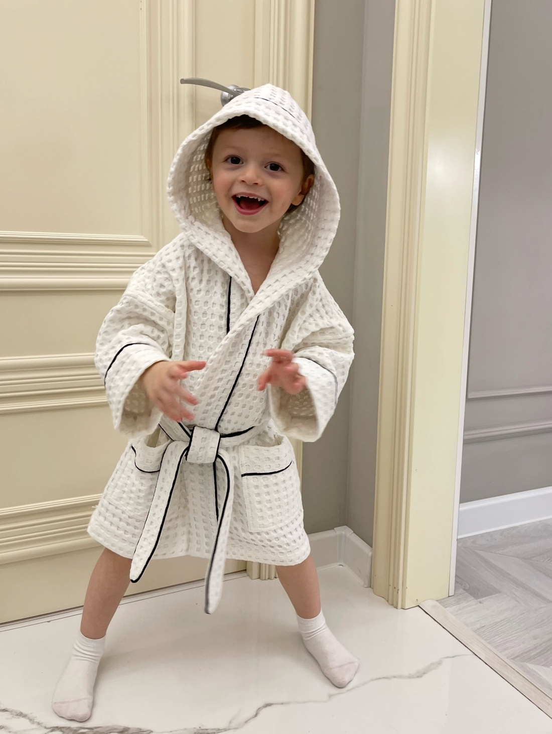 Детский банный халат из вафельного полотна, коллекция «James Bond» - фотография товара