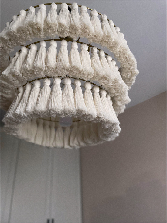 Макраме люстра с пушистыми кисточками «Brush»