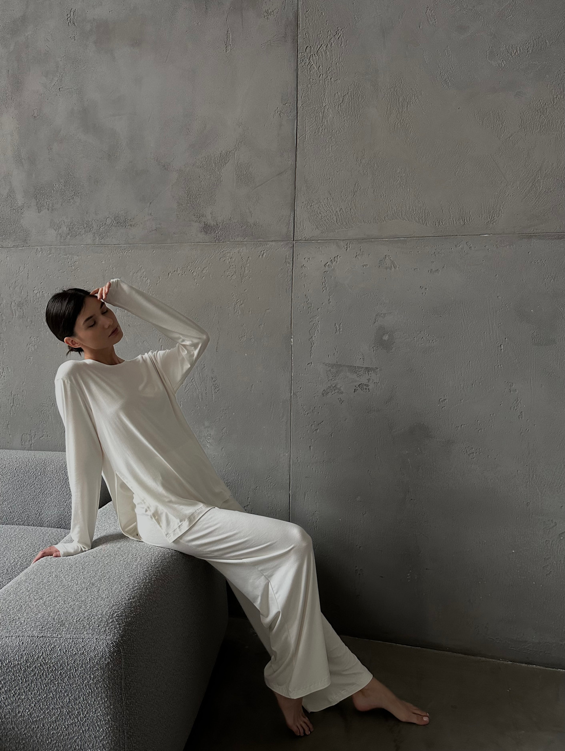 Костюм Viscose Молочный - фотография товара